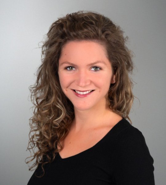 Esther Bathelt Esther Bathelt